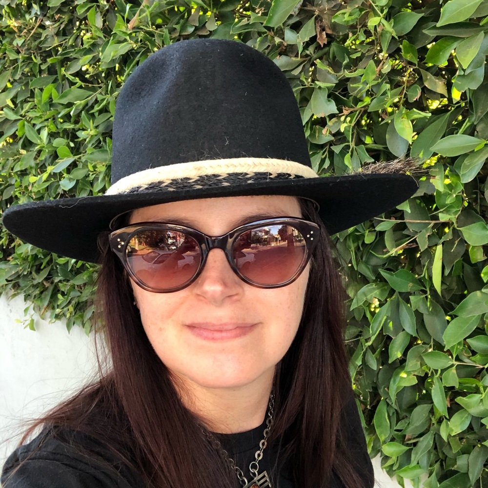 Meet your Posher, Kelly